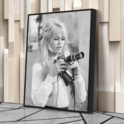Brigitte Bardot Canvas – Viva Maria Film Scene Wall Art Decor